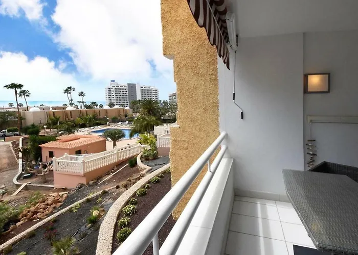 Tantulia Borinquen 215 Tenerife * Playa de las Américas